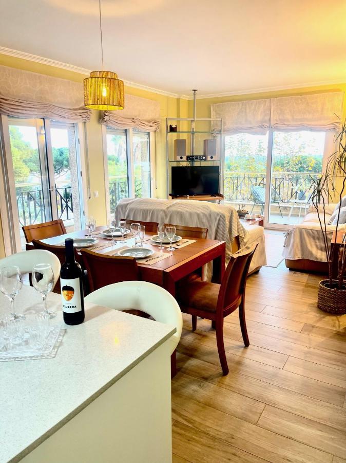 Seahomes Vacations - Nautic Maritime Apt Бланес Екстериор снимка