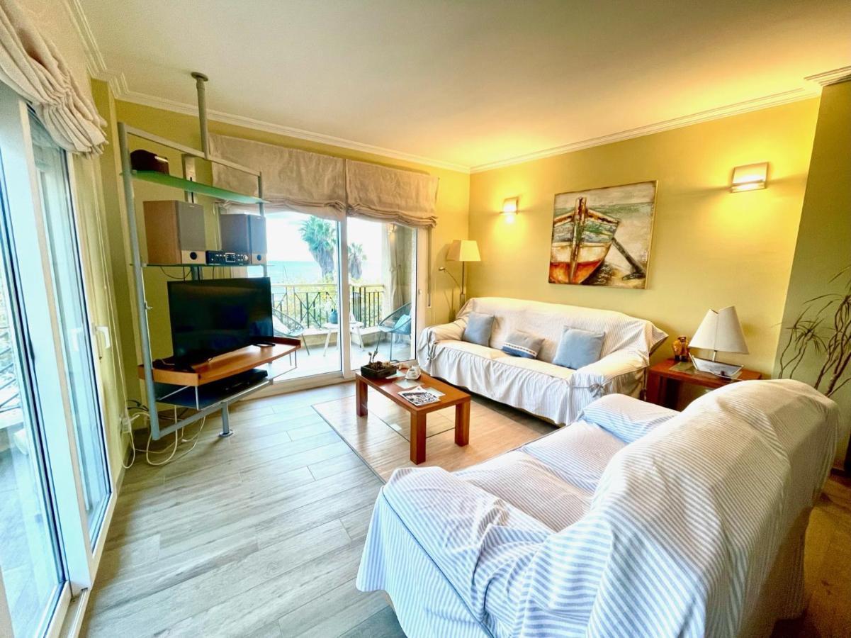 Seahomes Vacations - Nautic Maritime Apt Бланес Екстериор снимка