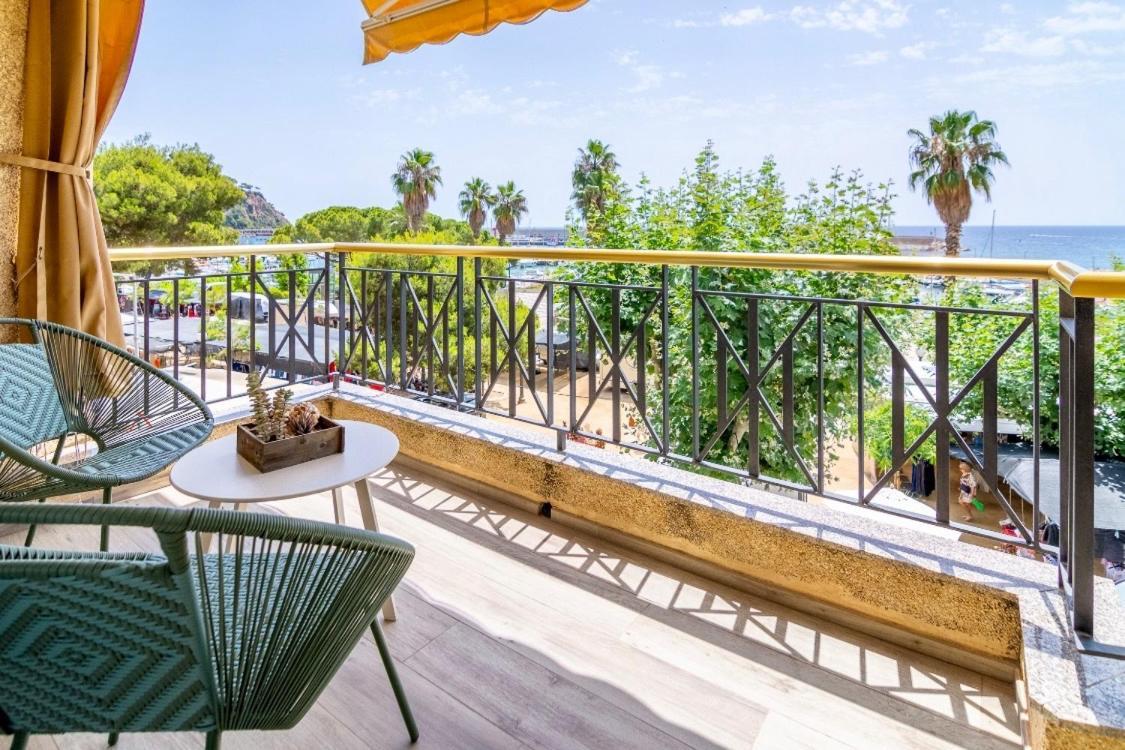 Seahomes Vacations - Nautic Maritime Apt Бланес Екстериор снимка